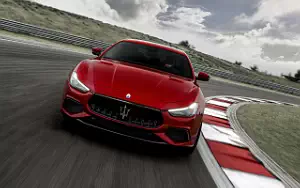 Maserati Ghibli Trofeo car wallpapers 4K Ultra HD