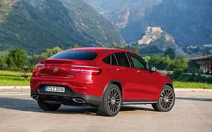 Mercedes-Benz GLC 350 d 4MATIC Coupe AMG Line car wallpapers 4K Ultra HD