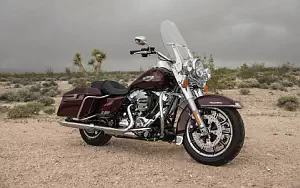 Harley-Davidson Touring Road King motorcycle wallpapers 4K Ultra HD