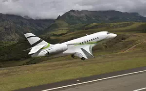 Falcon 2000S private jet wallpapers 4K Ultra HD