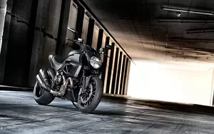 Ducati Diavel Dark motorcycle wallpapers 4K Ultra HD