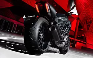 Ducati Diavel Dark motorcycle wallpapers 4K Ultra HD